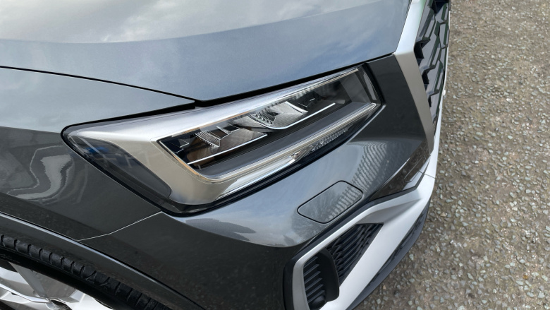 Audi Q2 35 TFSI S Line 5dr S Tronic Petrol Estate